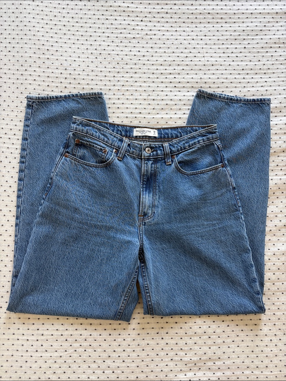 Abercrombie The High Rise Taper Jean, 28 R - Picture 13 of 14